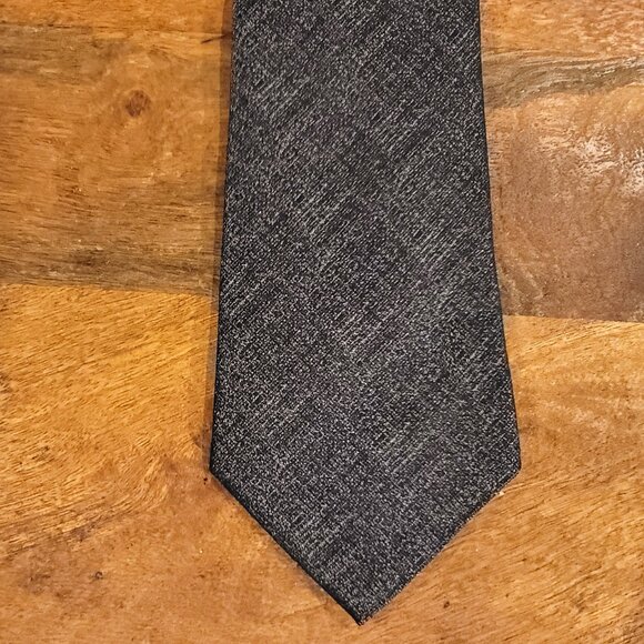 Armani Classic Gray Textured Necktie - Picture 1 of 5